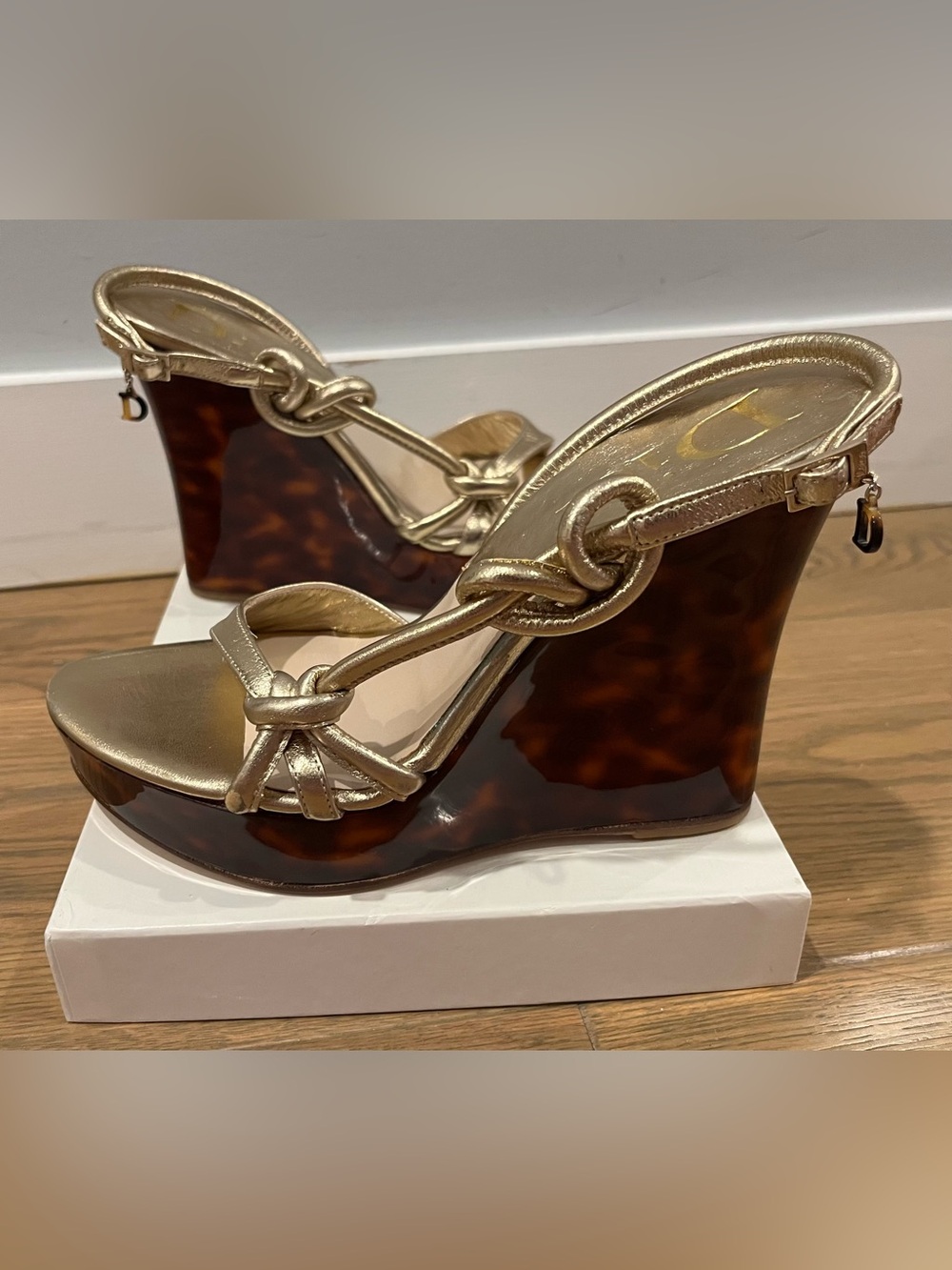 NEW DIOR Galliano Era 2005 Gold and Tortoise Wedge Sandals +box 37.5 and D charm